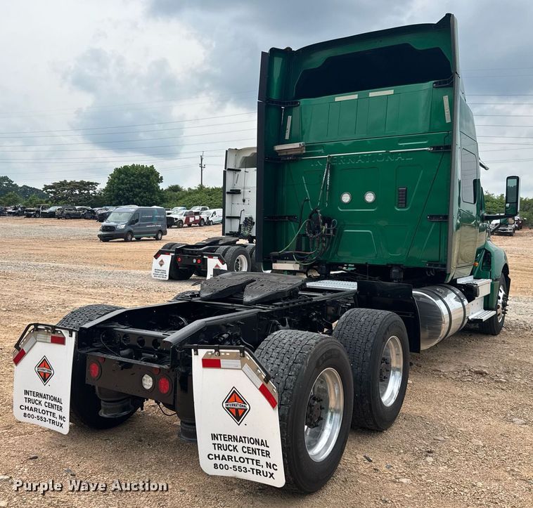 image for item YA0561 2020 International LT625 semi truck