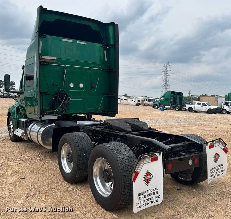 image for item YA0561 2020 International LT625 semi truck