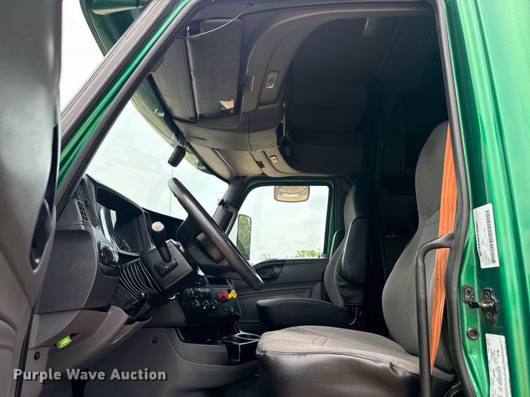 image for item YA0561 2020 International LT625 semi truck