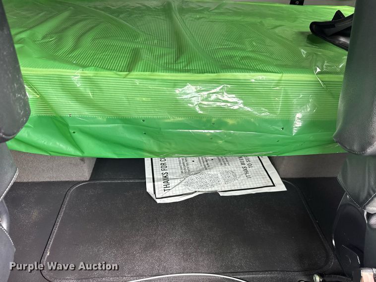 image for item YA0561 2020 International LT625 semi truck