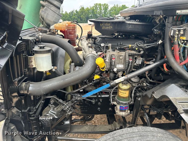 image for item YA0561 2020 International LT625 semi truck