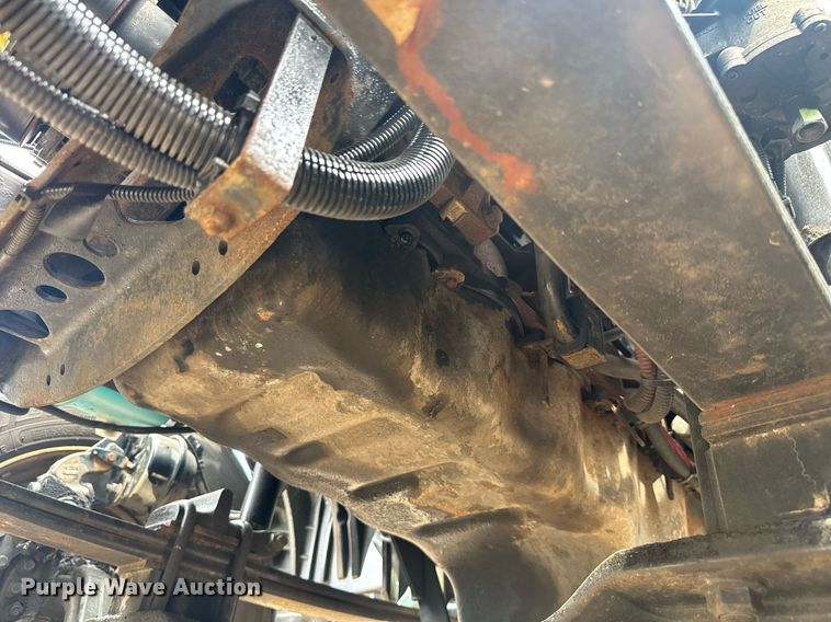 image for item YA0561 2020 International LT625 semi truck