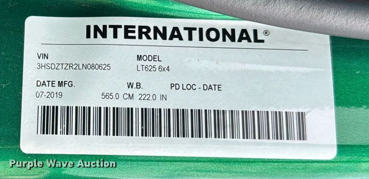 image for item YA0561 2020 International LT625 semi truck