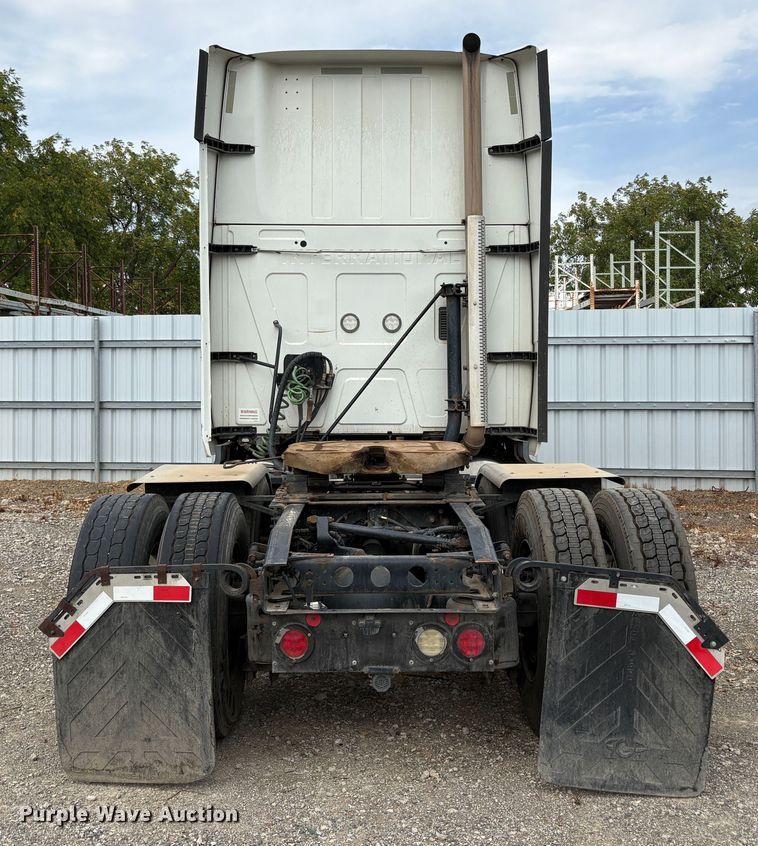 image for item YA0859 2016 International ProStar semi truck