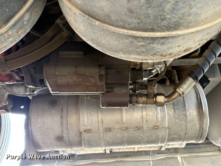 image for item YA0859 2016 International ProStar semi truck