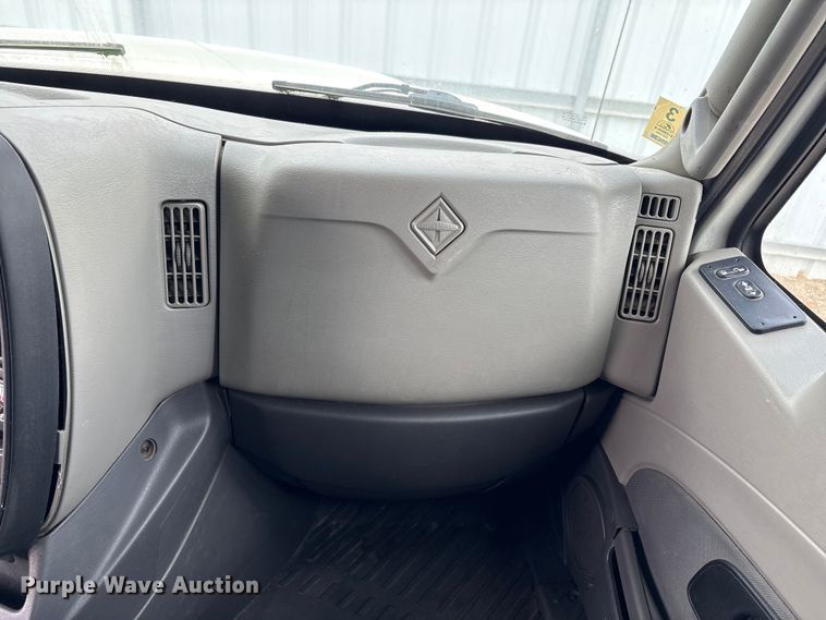 image for item YA0859 2016 International ProStar semi truck