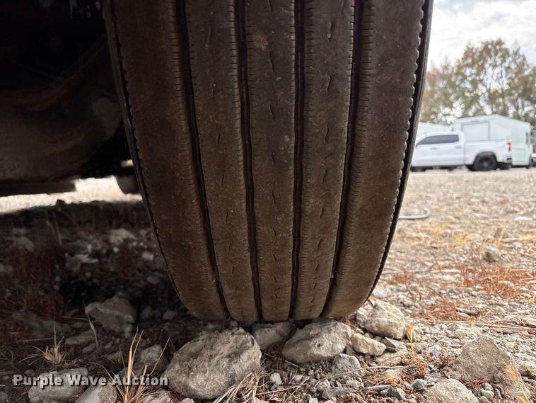 image for item YA0859 2016 International ProStar semi truck