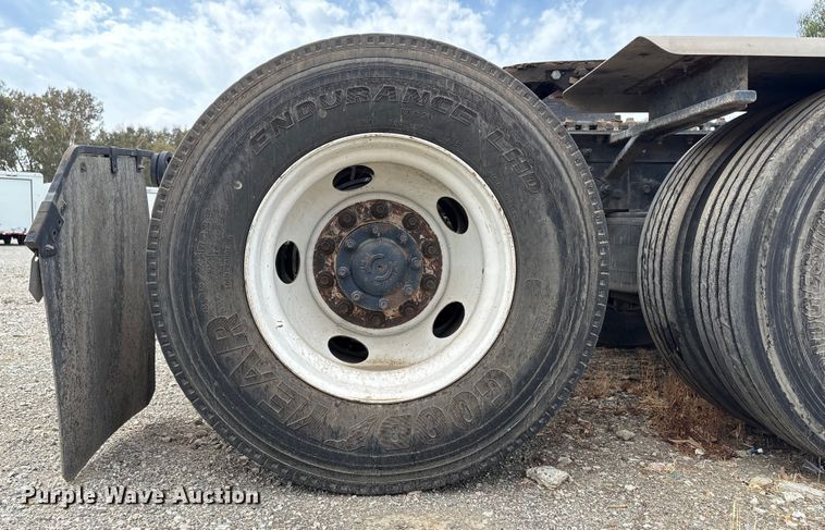 image for item YA0859 2016 International ProStar semi truck