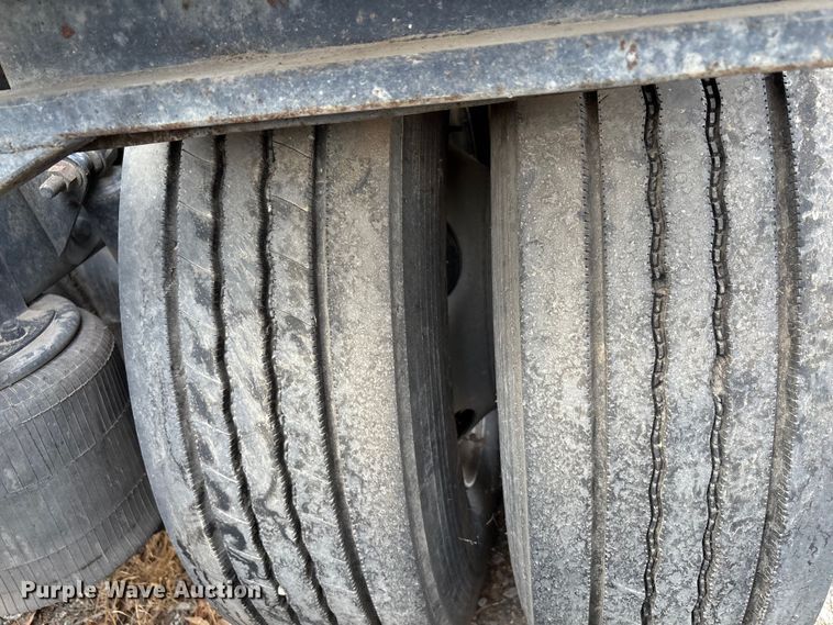 image for item YA0859 2016 International ProStar semi truck