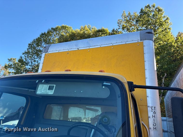 image for item YA1091 2016 Freightliner Business Class M2 box truck