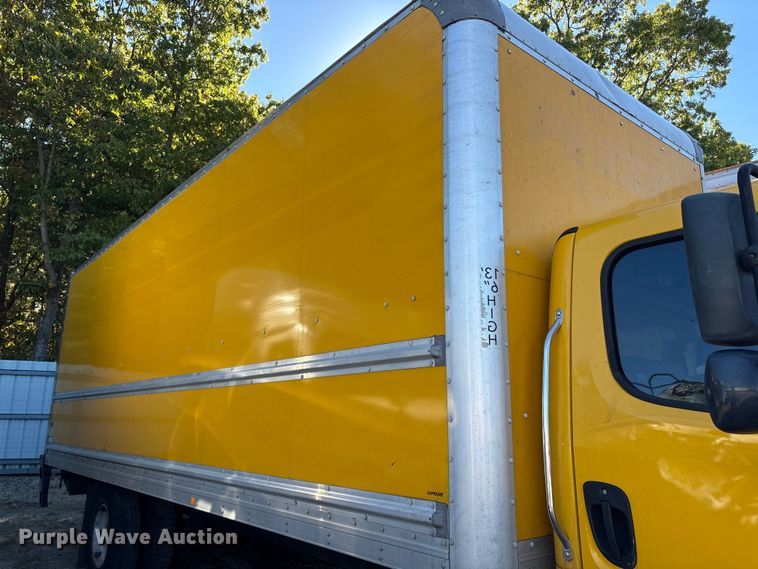 image for item YA1091 2016 Freightliner Business Class M2 box truck