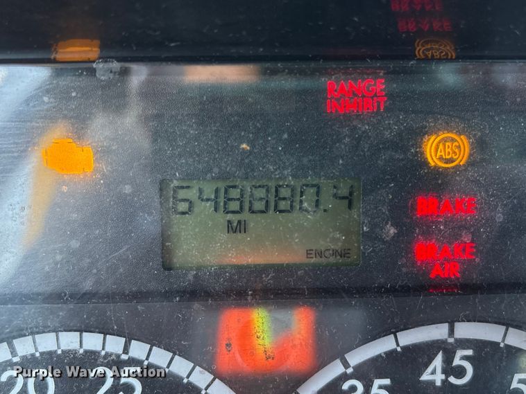 image for item YA1091 2016 Freightliner Business Class M2 box truck