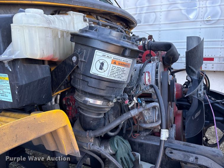 image for item YA1091 2016 Freightliner Business Class M2 box truck