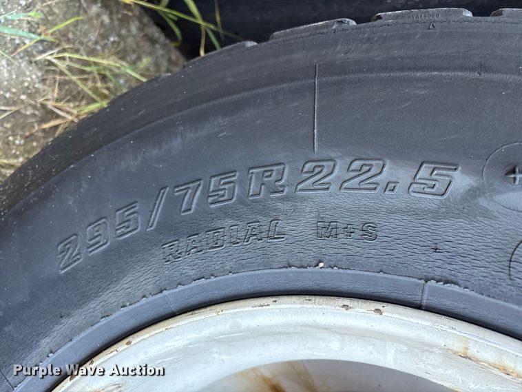 image for item YA1091 2016 Freightliner Business Class M2 box truck