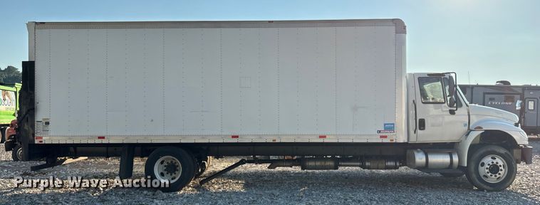 image for item YA1107 2015 International 4300 box truck