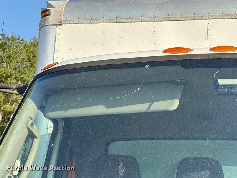 image for item YA1107 2015 International 4300 box truck