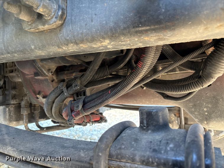 image for item YA1107 2015 International 4300 box truck