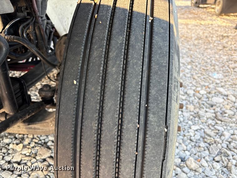 image for item YA1107 2015 International 4300 box truck