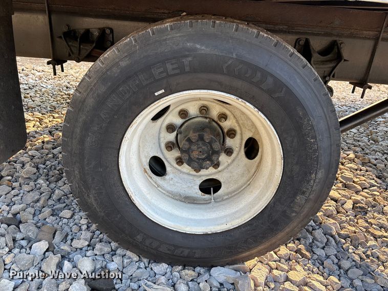 image for item YA1107 2015 International 4300 box truck