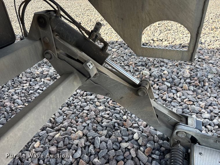 image for item YA1245 2020 Hino 230 box truck