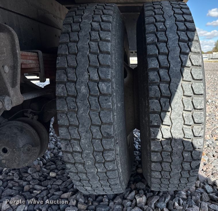 image for item YA1245 2020 Hino 230 box truck