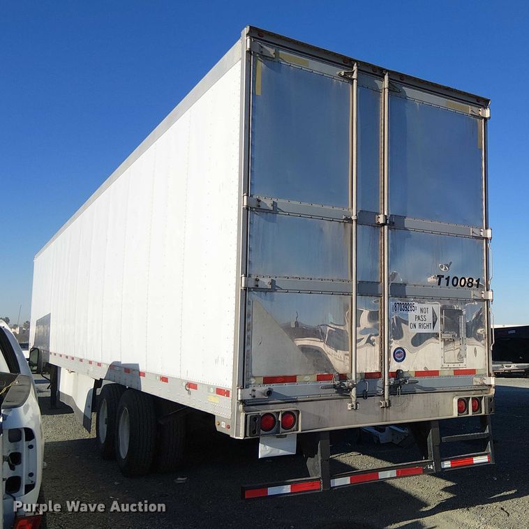 image for item YA1355 2016 Utility VS2RA refrigerated van trailer