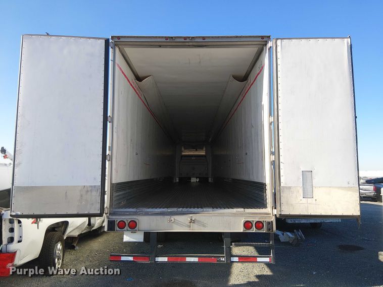 image for item YA1355 2016 Utility VS2RA refrigerated van trailer