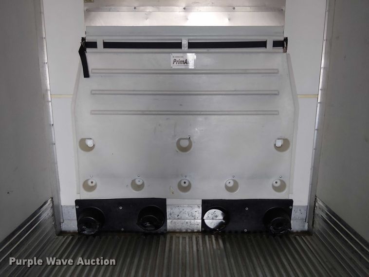 image for item YA1355 2016 Utility VS2RA refrigerated van trailer