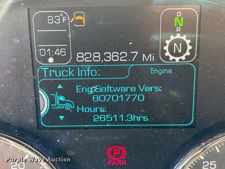 image for item YA1431 2019 Kenworth T680 semi truck