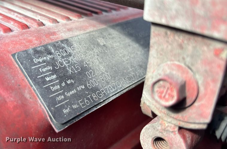 image for item YA1431 2019 Kenworth T680 semi truck