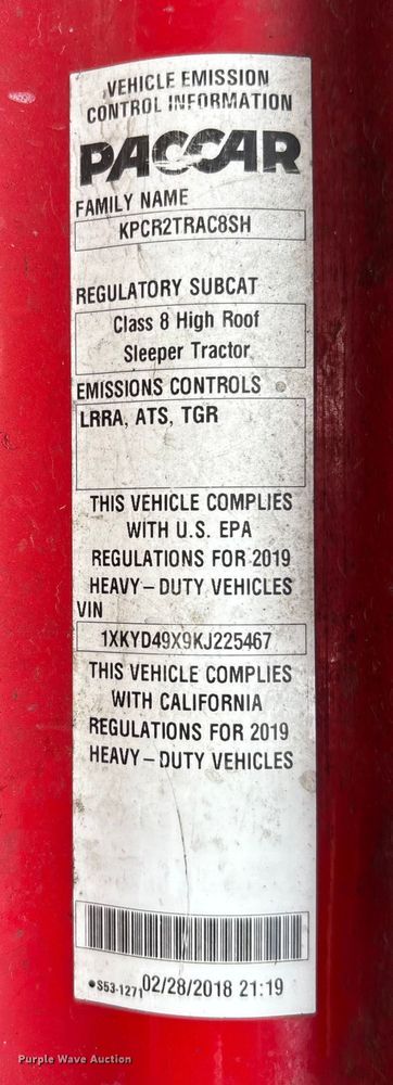 image for item YA1431 2019 Kenworth T680 semi truck