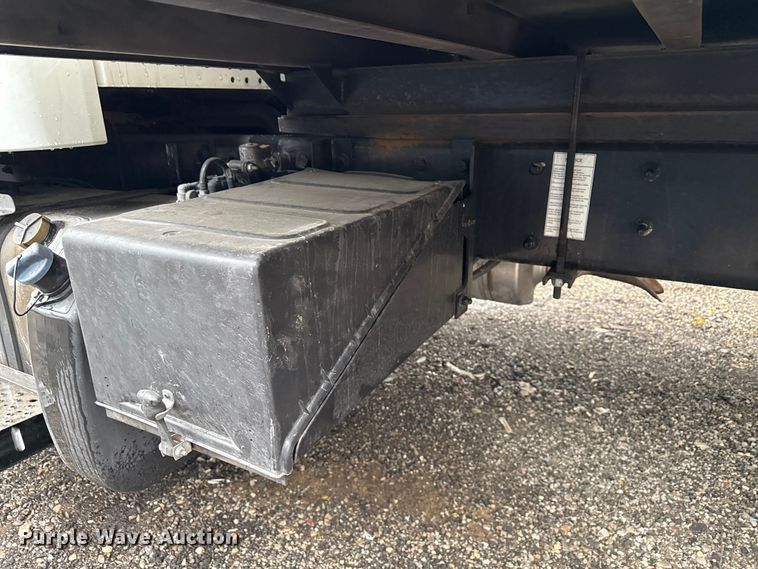 image for item YA1444 2018 Freightliner  Business Class M2 box truck