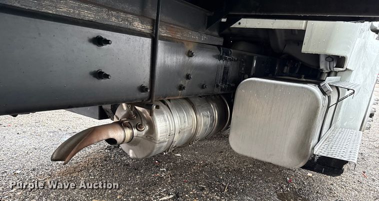 image for item YA1444 2018 Freightliner  Business Class M2 box truck