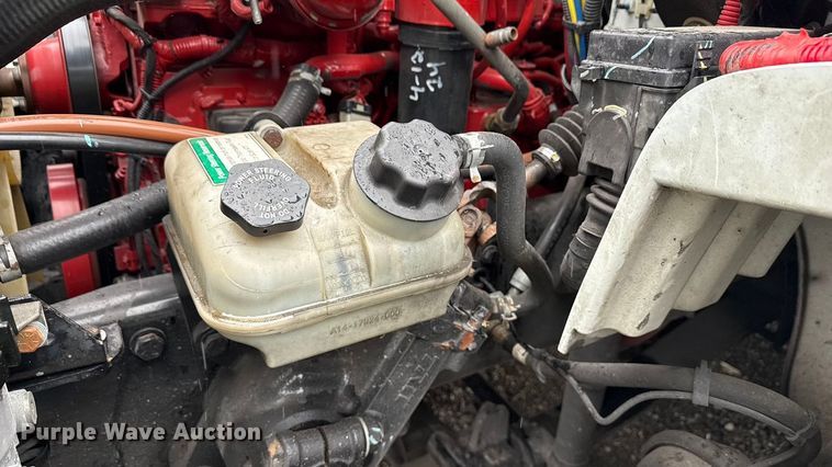 image for item YA1444 2018 Freightliner  Business Class M2 box truck