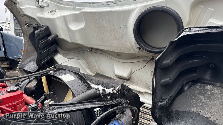 image for item YA1444 2018 Freightliner  Business Class M2 box truck