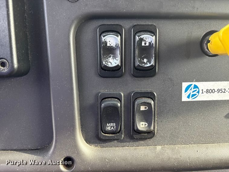 image for item YA1629 2018 Freightliner Business Class M2 box truck