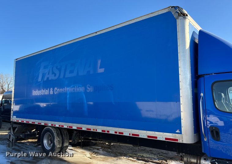 image for item YA1716 2018 Freightliner Business Class M2 box truck