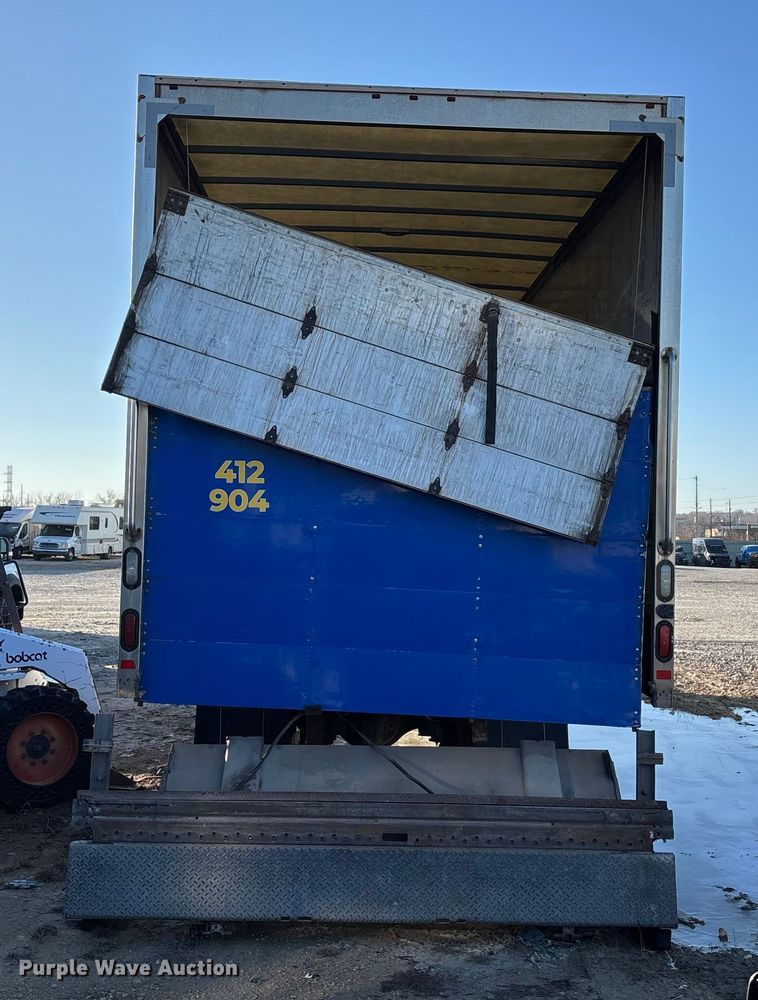 image for item YA1716 2018 Freightliner Business Class M2 box truck