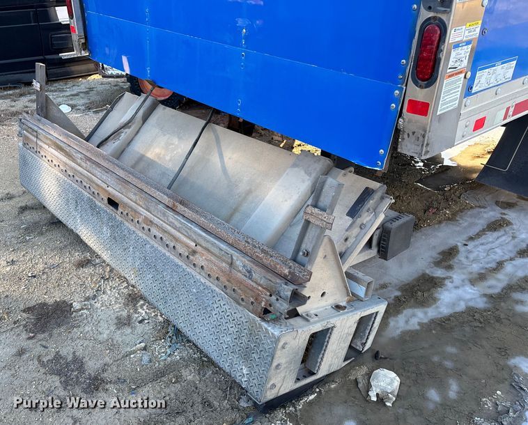 image for item YA1716 2018 Freightliner Business Class M2 box truck