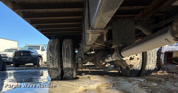 image for item YA1716 2018 Freightliner Business Class M2 box truck