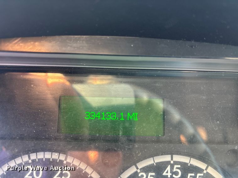 image for item YA1716 2018 Freightliner Business Class M2 box truck