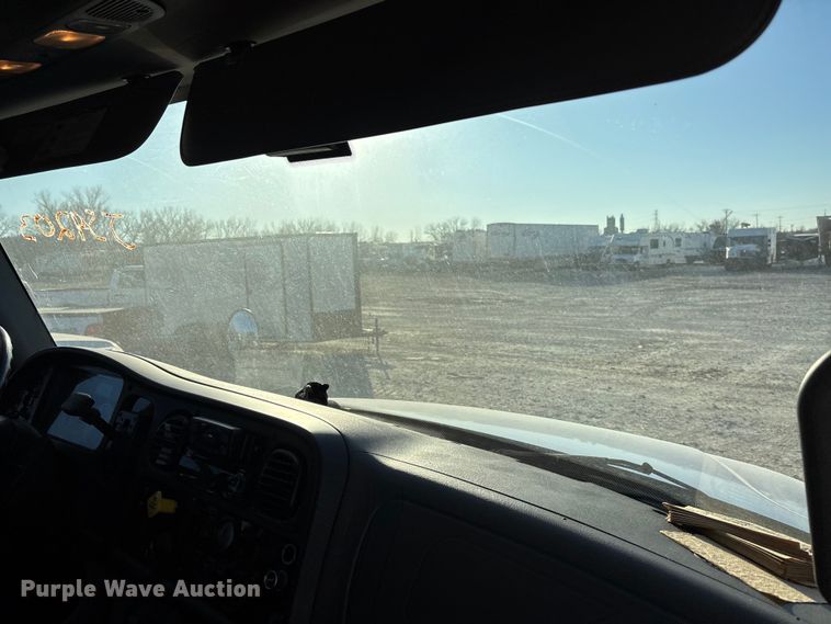 image for item YA1716 2018 Freightliner Business Class M2 box truck