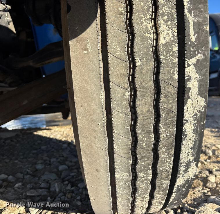 image for item YA1716 2018 Freightliner Business Class M2 box truck