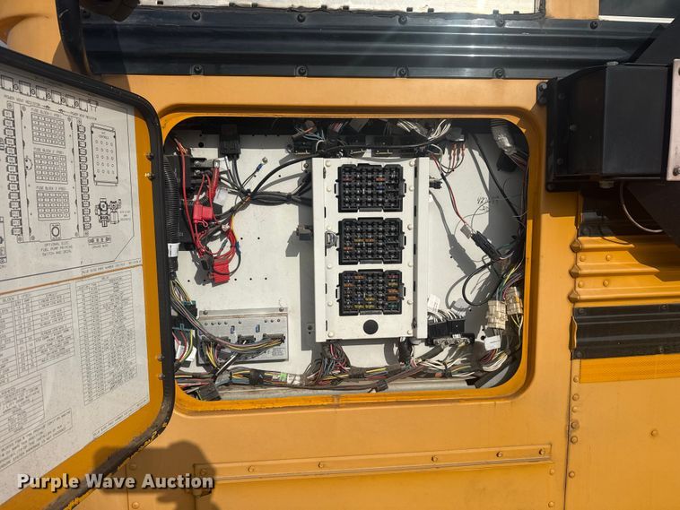 image for item DQ4171 2012 Blue Bird Bb Conventional school bus