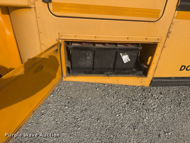 image for item DQ4171 2012 Blue Bird Bb Conventional school bus