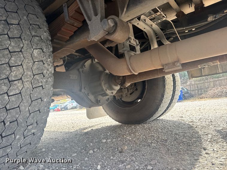 image for item DQ4171 2012 Blue Bird Bb Conventional school bus