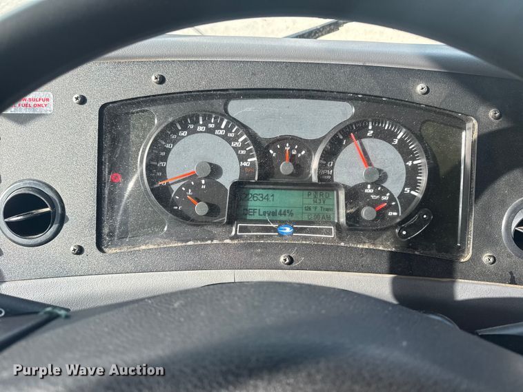 image for item DQ4171 2012 Blue Bird Bb Conventional school bus