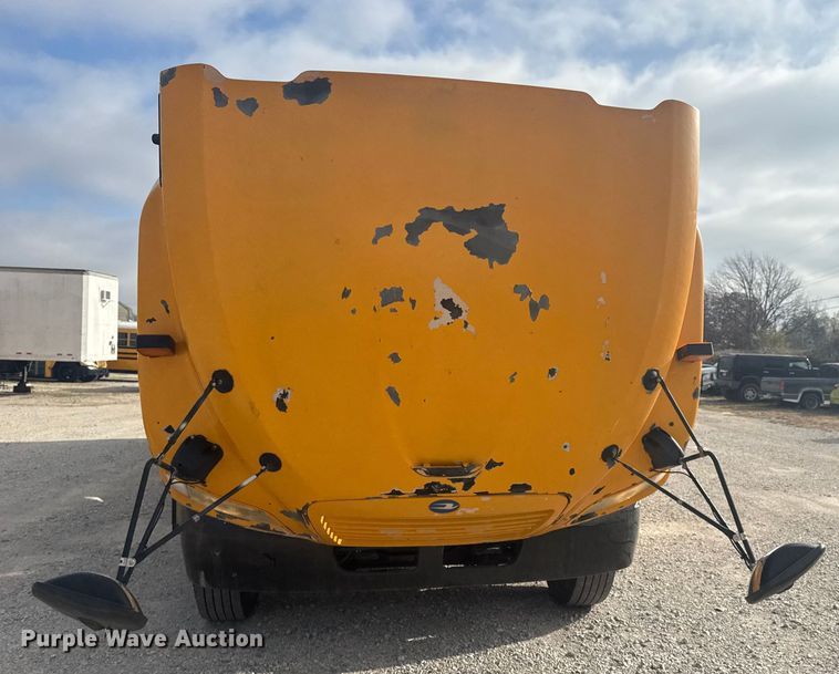 image for item DQ4171 2012 Blue Bird Bb Conventional school bus