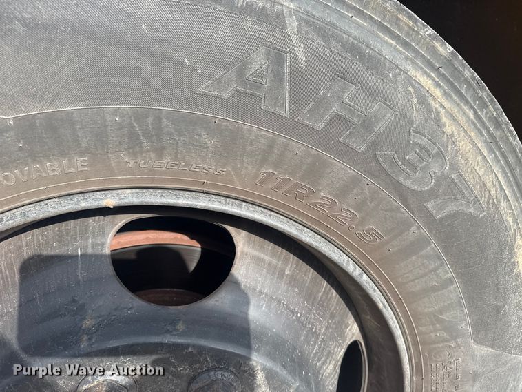 image for item DQ4171 2012 Blue Bird Bb Conventional school bus