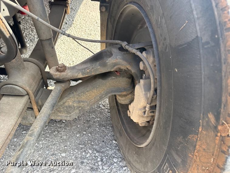 image for item DQ4172 2012 Blue Bird Bb Conventional school bus